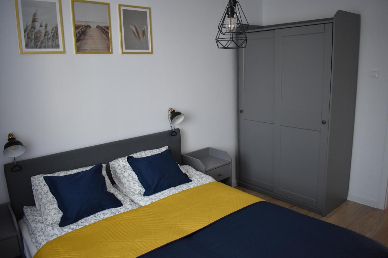 Apartament W Centrum Przy Parku Na Wyspie Piła Eksteriør billede