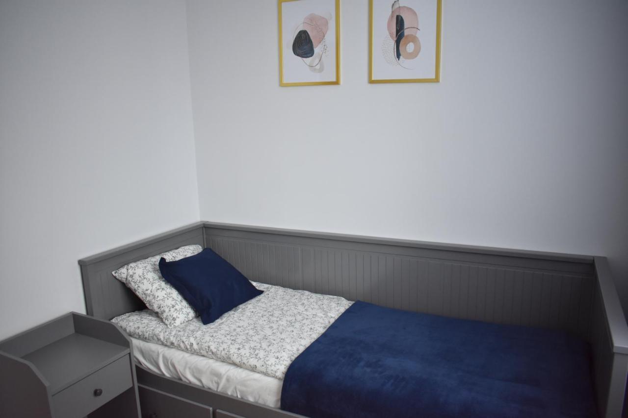 Apartament W Centrum Przy Parku Na Wyspie Piła Eksteriør billede